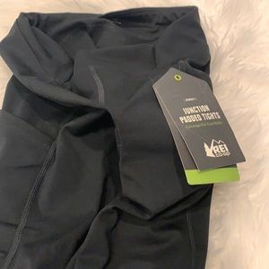 Padded cycling leggings